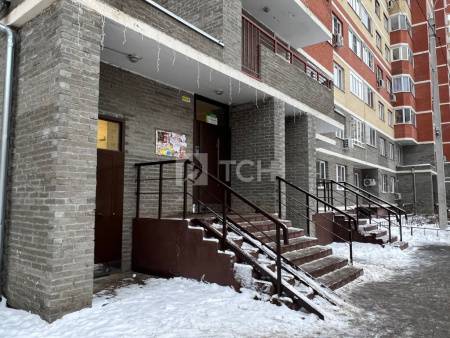 1-комн. квартира, посёлок городского типа Свердловский, Берёзовая улица, 4, #id1988110