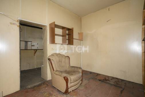 Коммерческая недвижимость, посёлок городского типа Свердловский, Центральная улица, #id1978498