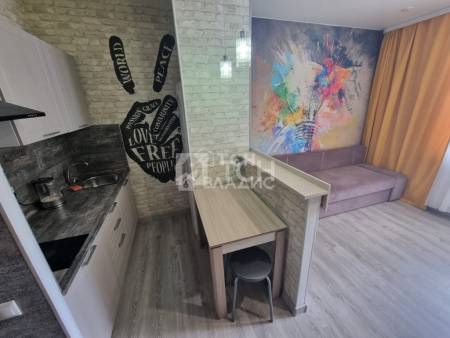 Квартира-студия, посёлок городского типа Свердловский, улица Строителей, 3, #id1990602