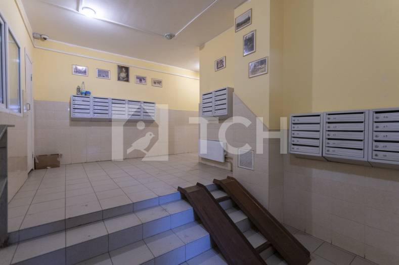 2-комн. Квартира, рабочий посёлок Свердловский, Заречная улица, 7, #id594571