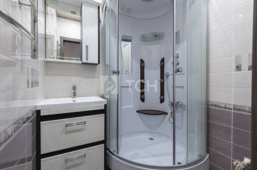 2-комн. квартира, рабочий посёлок Лесной, Школьная улица, 2А, #id1644035