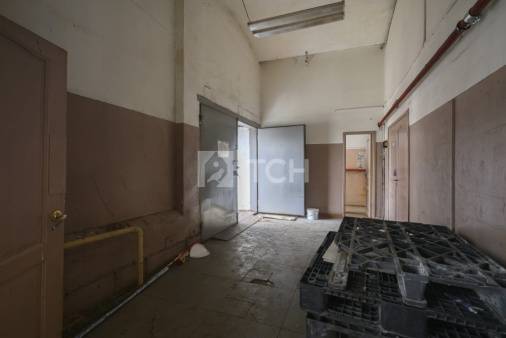 Коммерческая недвижимость, посёлок городского типа Свердловский, Центральная улица, 1, #id1978691