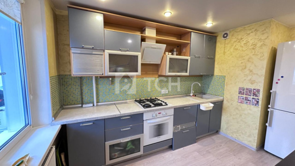 3-комн. квартира, Пушкино, Боголюбская улица, 6, #id359479
