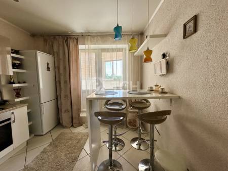 1-комн. квартира, посёлок городского типа Свердловский, Заречная улица, 7, #id1856431