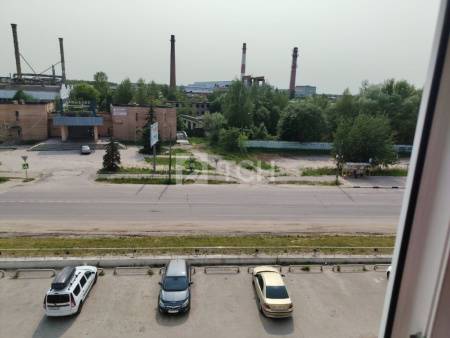 4-комн. квартира, деревня Давыдово, Заводская улица, 2, #id1620783