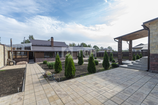 Дом, г.о. Пушкинский, коттеджный посёлок Новое Бортнево, Российская улица, #id1241435