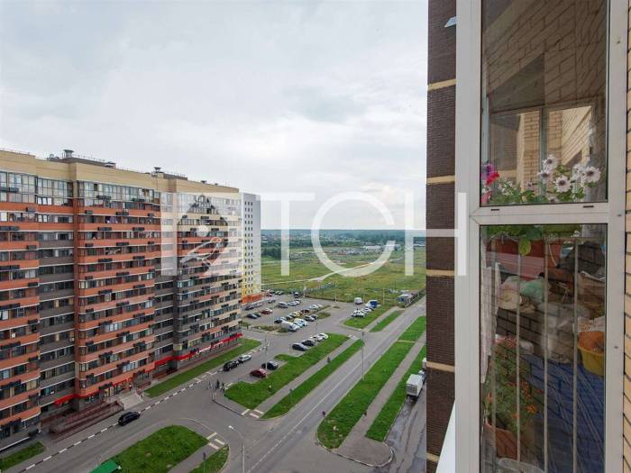 2-комн. квартира, Свердловский, ул Строителей, 6 #id280204