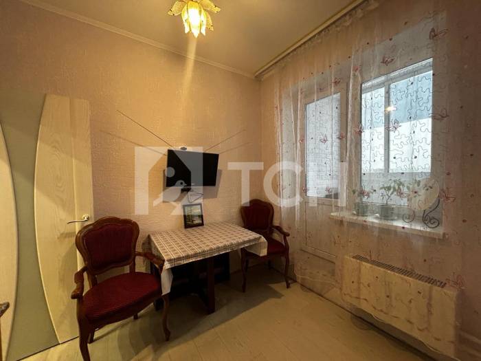 1-комн. Квартира, рабочий посёлок Свердловский, улица Алексея Короткова, 1, #id662782