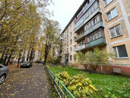 2-комн. квартира, посёлок Здравница, улица Дубки, 5, #id1495892