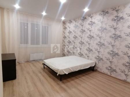 2-комн. квартира, посёлок городского типа Свердловский, Заречная улица, 9, #id1962971