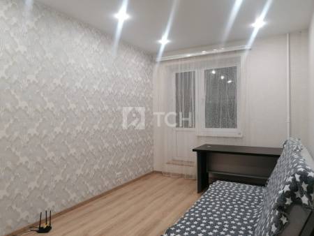 2-комн. квартира, посёлок городского типа Свердловский, Заречная улица, 9, #id1962971