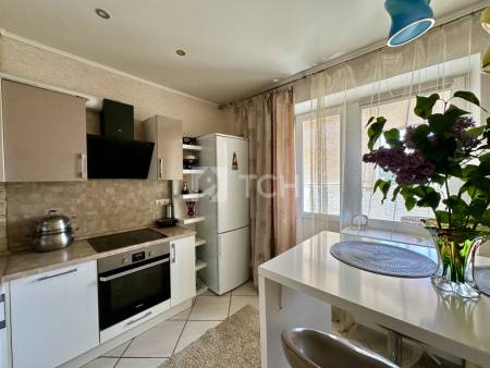 1-комн. квартира, посёлок городского типа Свердловский, Заречная улица, 7, #id1856431