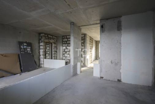 2-комн. квартира, посёлок городского типа Свердловский, улица Строителей, 3, #id1924697