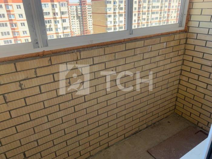 2-комн. Квартира, рабочий посёлок Свердловский, Молодёжная улица, 3, #id414656
