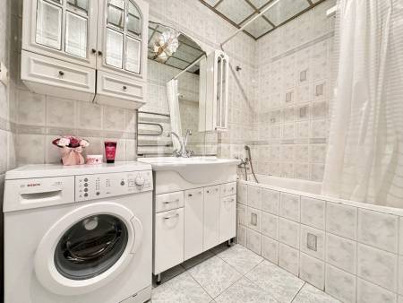 4-комн. квартира, Королёв, улица Героев Курсантов, 3, #id1691120