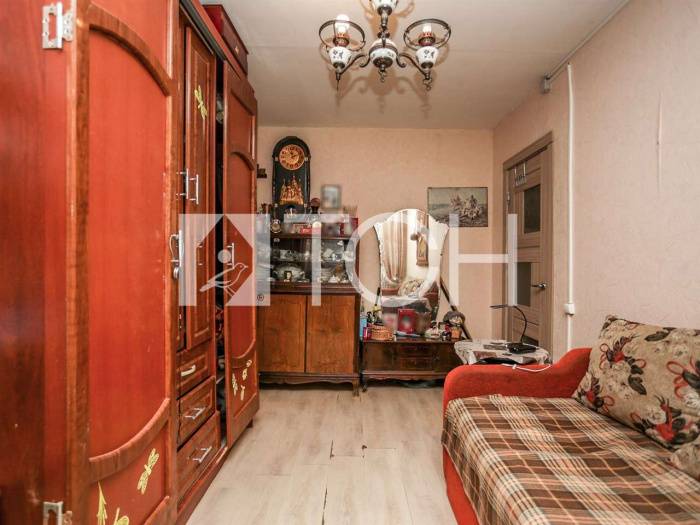 3-комн. квартира, Загорянский, ул Димитрова, 55 #id259608