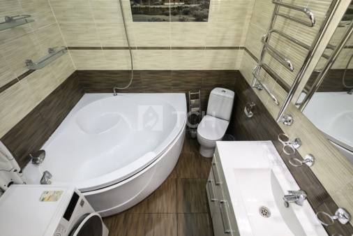 1-комн. квартира, посёлок городского типа Свердловский, улица Строителей, 12, #id1924723