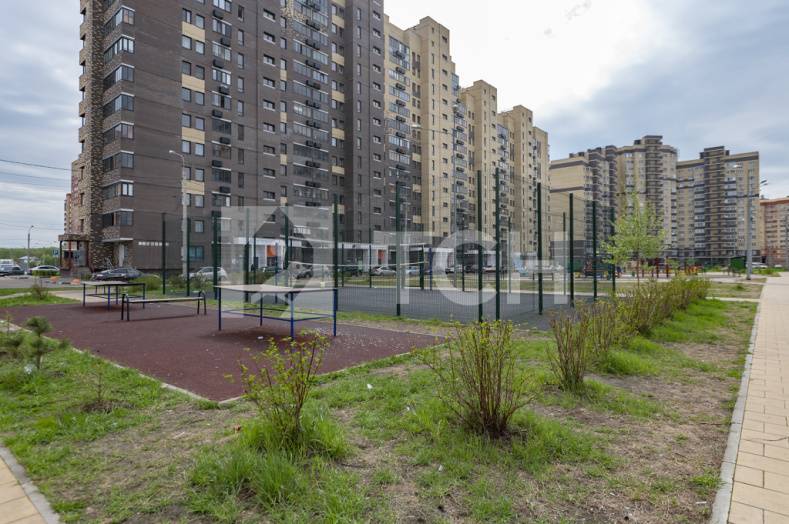 Квартира-студия, рабочий посёлок Свердловский, улица Строителей, 7, #id708008