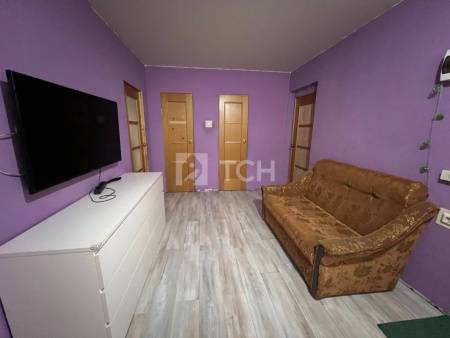 1-комн. квартира, посёлок городского типа Свердловский, Набережная улица, 17, #id1982013