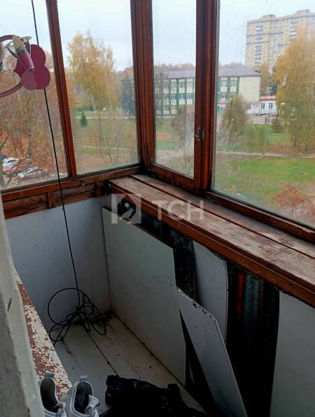 2-комн. квартира, посёлок городского типа Свердловский, Набережная улица, 4А, #id1876500