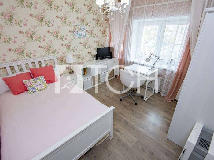 5-комн. квартира, Королев, пр-кт Космонавтов, 41к1 #id270790