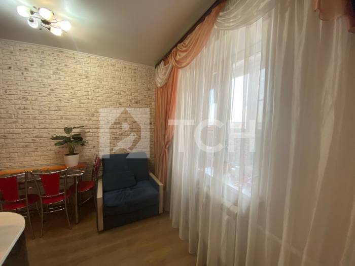 1-комн. Квартира, рабочий посёлок Свердловский, улица Строителей, 8, #id677045