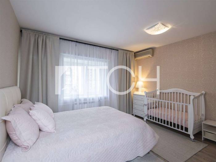 5-комн. квартира, Королев, пр-кт Космонавтов, 41к1 #id270790