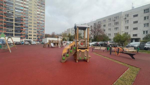 2-комн. квартира, Ивантеевка, Заводская улица, 9А, #id1856449