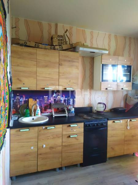 1-комн. квартира, посёлок городского типа Свердловский, Заречная улица, 1, #id1968009