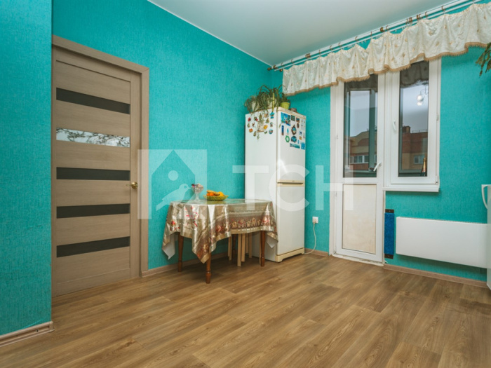 2-комн. Квартира, рабочий посёлок Свердловский, Заречная улица, 8, #id358894