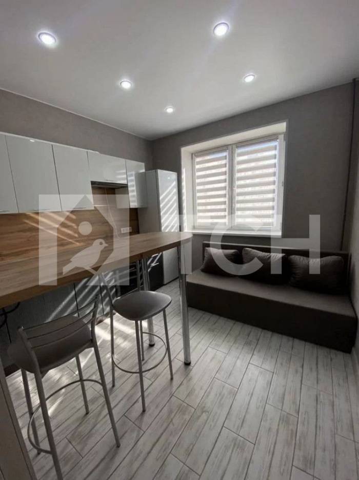 1-комн. Квартира, рабочий посёлок Свердловский, улица Строителей, 18, #id377734