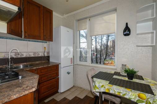 3-комн. квартира, Щёлково, Сиреневая улица, 6/1, #id2030244