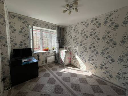 1-комн. квартира, посёлок городского типа Свердловский, Берёзовая улица, 2, #id1759988