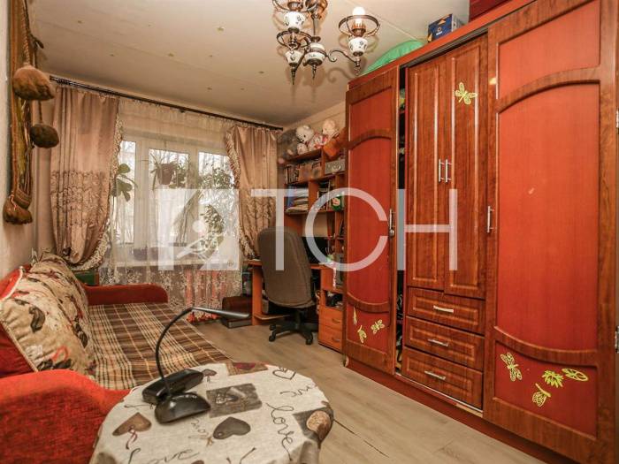3-комн. квартира, Загорянский, ул Димитрова, 55 #id259608