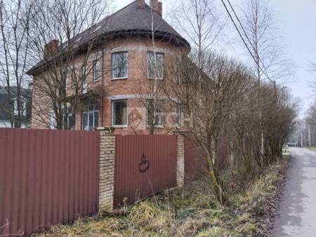 Дом, Новомосковский административный округ, посёлок Красные Горки, улица Вишнёвый Сад, 18, #id1715285