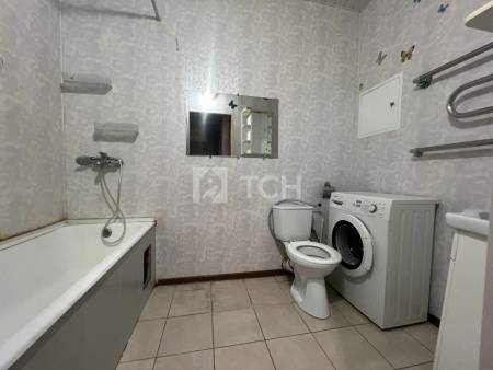 1-комн. квартира, посёлок городского типа Свердловский, улица Михаила Марченко, 8, #id2284468