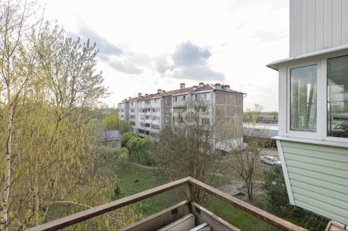 2-комн. квартира, посёлок Зверосовхоза, Школьная улица, 7, #id998307