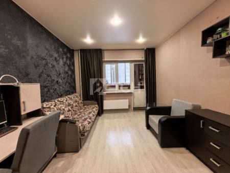 2-комн. квартира, посёлок городского типа Биокомбината, 17Б, #id1876339