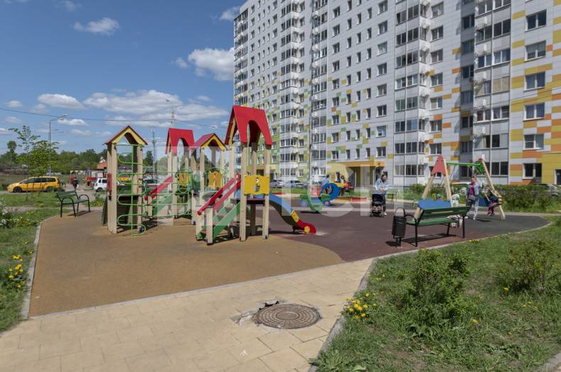 1-комн. Квартира, рабочий посёлок Свердловский, улица Строителей, 9, #id722358