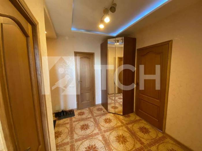 2-комн. Квартира, рабочий посёлок Свердловский, улица Народного Ополчения, 2, #id359115