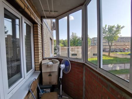 Квартира-студия, посёлок городского типа Свердловский, улица Михаила Марченко, 10, #id1946574