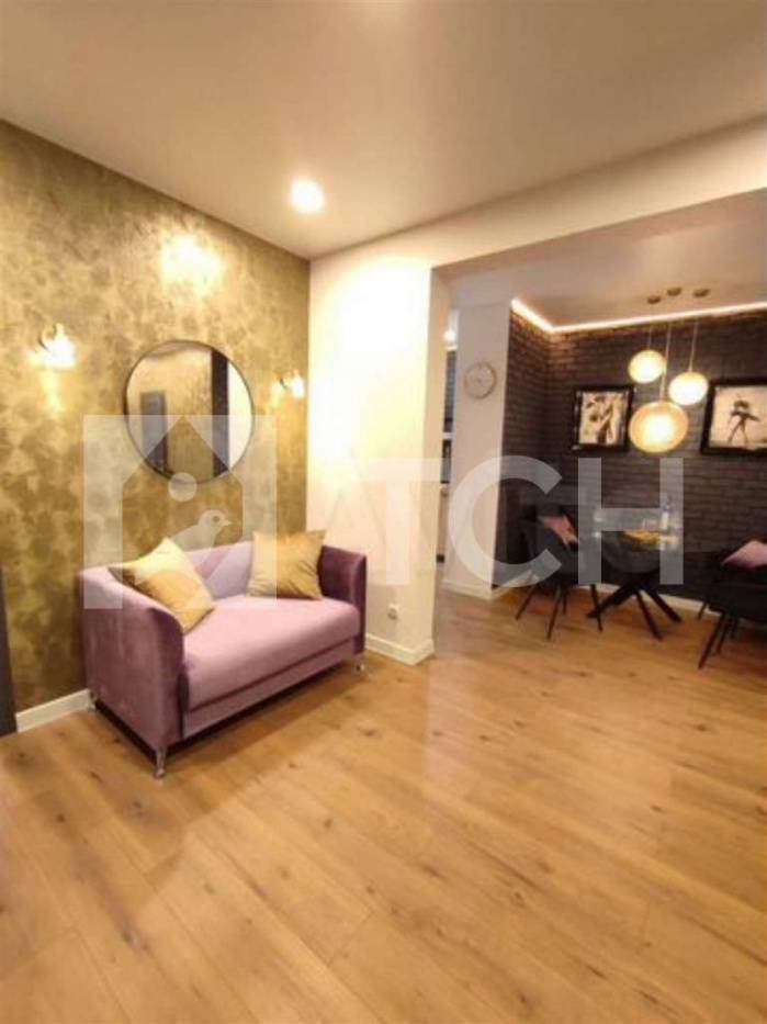 3-комн. квартира, деревня Пирогово, улица Ильинского, 6, #id360842