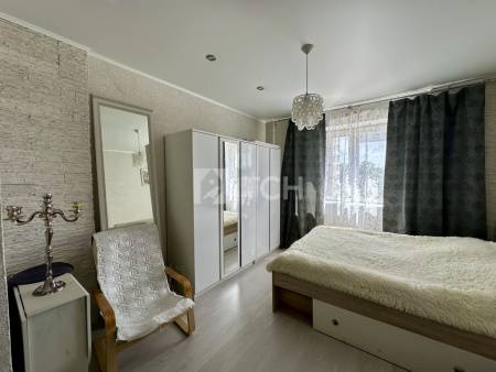 1-комн. квартира, посёлок городского типа Свердловский, Заречная улица, 7, #id1856431