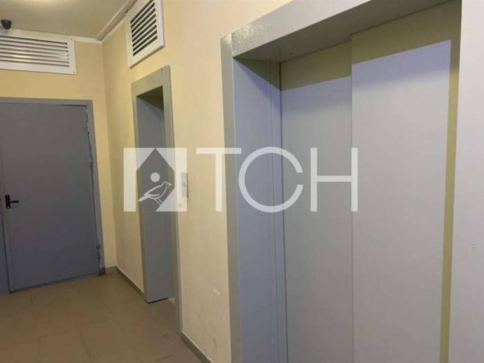 2-комн. квартира, Свердловский, ул Строителей, 20 #id293130