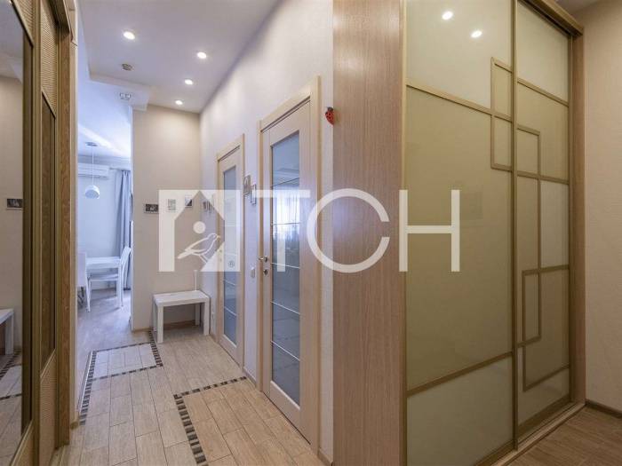 4-комн. квартира, Лесные Поляны, мкр Полянка, 162 #id282687