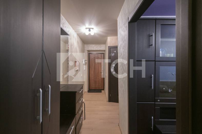 3-комн. Квартира, рабочий посёлок Свердловский, Набережная улица, 5А, #id697279