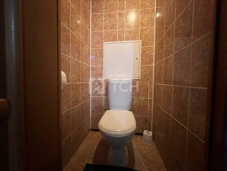 1-комн. квартира, посёлок городского типа Свердловский, Набережная улица, 17, #id1982013