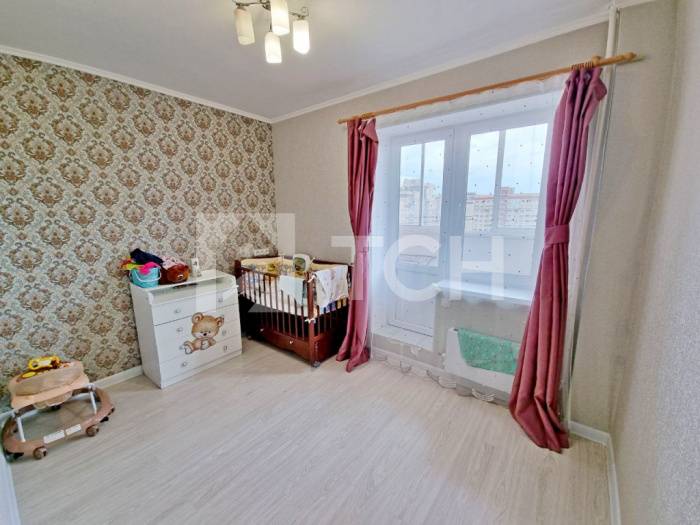 1-комн. Квартира, рабочий посёлок Свердловский, улица Строителей, 12, #id438045