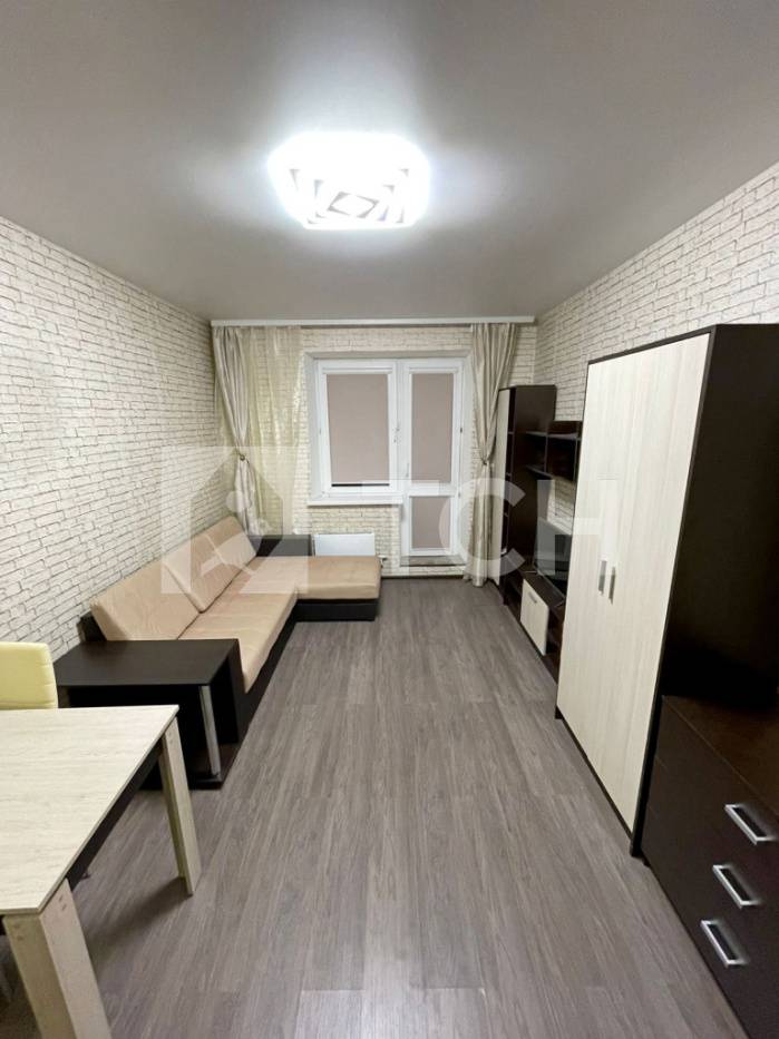Квартира-студия, рабочий посёлок Свердловский, улица Строителей, 7, #id482634