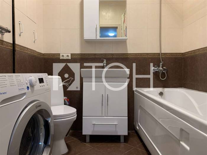 1-комн. квартира, Свердловский, ул Алексея Короткова, 3 #id278685